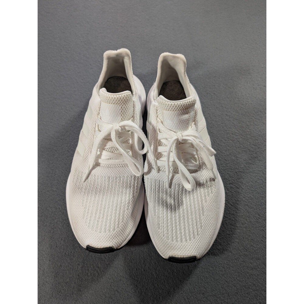 Adidas Swift Run Mens Size 11 White Knit Running Shoes Sneakers Athletic